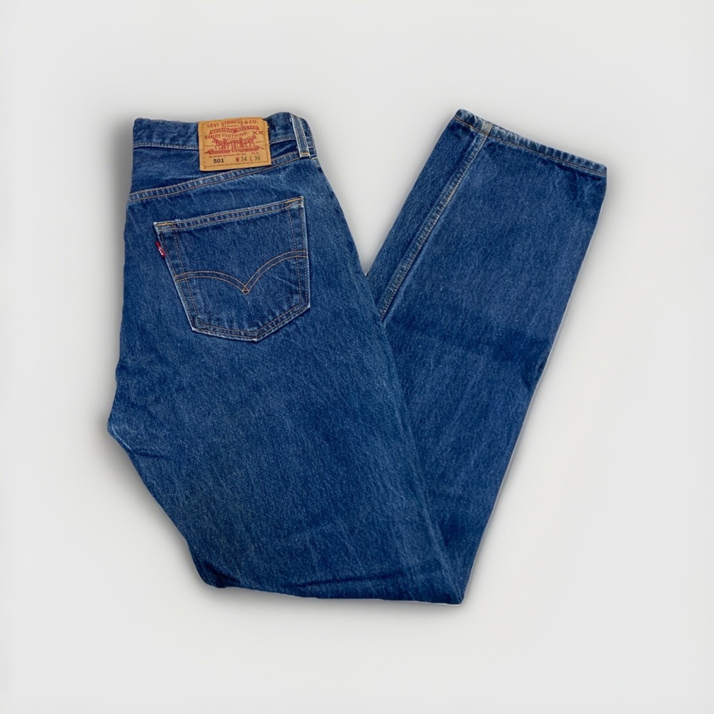 Vintage Levis 501 Jeans Mens 32 x 33 Denim 90s Button Fly Straight Leg